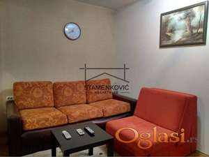 Izdaje se VEOMA POVOLJNO jednoiposoban stan kod Limanske pijace! ID#6849