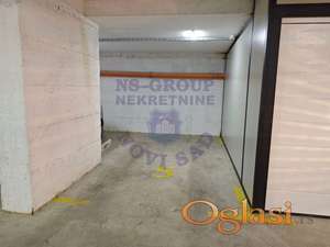 Garažno mesto na Podbari!