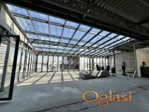 Ekskluzivan poslovni penthouse 210 m² sa privatnim liftom ID#2951