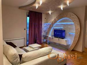 Sjajan dvoiposoban stan na fantastičnoj lokaciji!