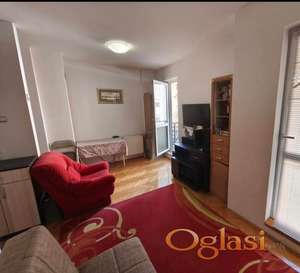 Garsonjera Nova Detelinara