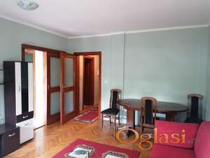 IZUZETNO FUNKCIONALAN,NAMESTEN