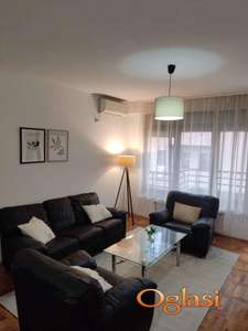 CENTAR DVOSOBAN STA ODMAH USELJIV