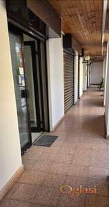 CENTAR IZDAJE SE VIŠENAMENSKI POSLOVNI PROSTOR