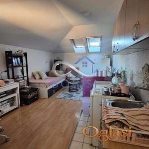 Novi Sad, Novo naselje - Garsonjera u potkrovlju ID#1388