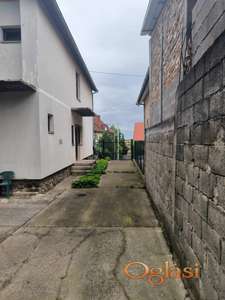 Spratna porodična kuća u Sremskim Karlovcima!