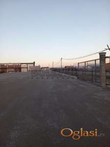 Izdaje se plac na ulazu u Merošinu, 4000m2!