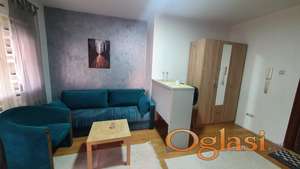 NOVI SAD, ADAMVCEVO NASELJE, JEDNOSOBAN NAMESTEN STAN, USELJIV ODMAH - MALI RACUNI ,GREJANJE NA GAS - PET FRIENDLY - 300 eura