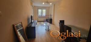 Na prodaju odlican stan na Grbavici