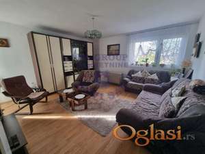 Trosoban stan na Salajci