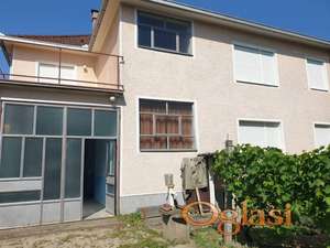 Stara Pazova kuća 160m2 HITNO!