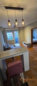 NAMEŠTEN JEDNOIPOSOBAN, BULEVAR EVROPE, ZONED 36m2