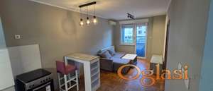 NAMEŠTEN JEDNOIPOSOBAN, BULEVAR EVROPE, ZONED 36m2