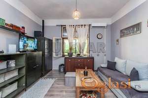 Kuća  u  centru  grada, 68 m2, plac  174 m2