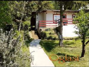 U prodaji odlična, novija, nameštena i uknjižena kuća na Fruškoj gori u Čortanovcima