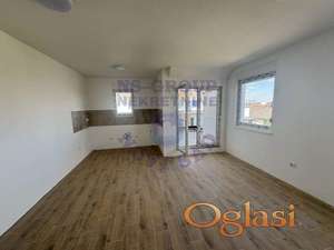 U odličnom delu Adica, nova izgradnja, ekstra kvalitet, porodičan stan 81m2