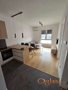 Petrovaradin - Palmotićeva - jednoiposoban stan - nije pet friendly - 400 eura