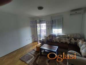 Garsonjera, 30m2 Nova Detelinara