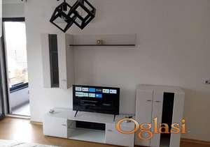 Dvosoban namešten stan,Salajka 43m2,parking-450e