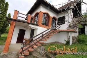 Pogled na Dunav-Vikendica 130 m², plac 8.02 a, Krčedin