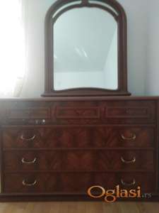 Komoda sa ogledalom i 2 noćna ormarića