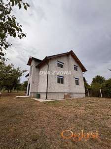 Prodaje se nova kuća sa dva sprata u Cortanovcima – idealna za porodice ili vikend odmor!