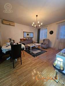 Prodaja trosobnog stana u centru Kragujevca – prostran i funkcionalan stan na odličnoj lokaciji