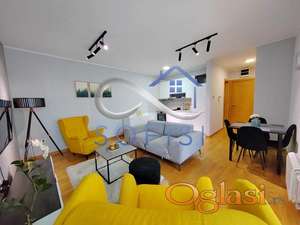 Novi Sad Centar (Stražilovska) - Uknjižen jednoiposoban stan ID#1567