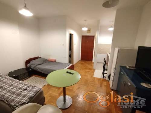 STAN - NOVI SAD - BULEVAR EVROPE - 26m2 - 72100 evra