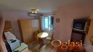 STAN - NOVI SAD - SALAJKA - 18m2 - 56000 evra