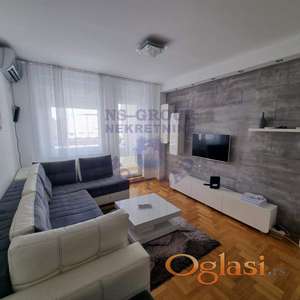 Izdaje se namešten jednoiposoban stan površine 39m² u neposrednoj blizini Bulevara oslobođenja