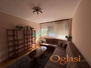 Prodaje se namešten stan na Bulevaru oslobođenja (Šifra: 1004088) 