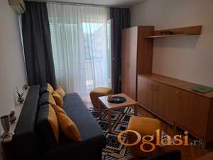Opremljena garsonjera 28 m2