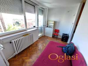 Stan NOVI SAD,BULEVAR,kv: 39, € 82500, ID: 1018833