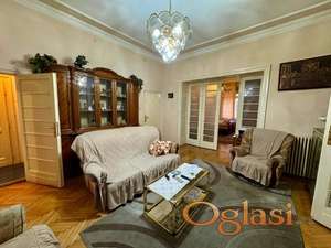 Salonac na prodaju, Krunski venac ID#2213