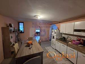 Odlična kuća, pre dve godine u potpunosti renovirana