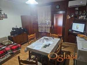 Kuća u centru Futoga, 108m2!