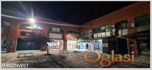 LOKAL U PRIZEMLJU ATRIJUMA TC VIDIKOVAC ID#1798