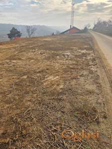 Izdajem plac Petrovaradin