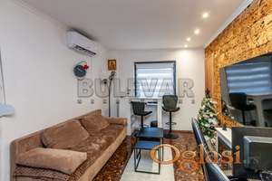 Luksuzna garsonjera 23m²  Pasi Poljana