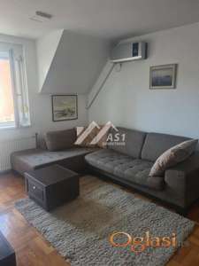 Izdajem LUX komforan dvosoban stan u strogom Centru!!! ID#2262