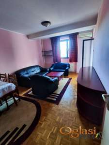 KOMFORAN DVOSOBAN STAN KOD SAJMA