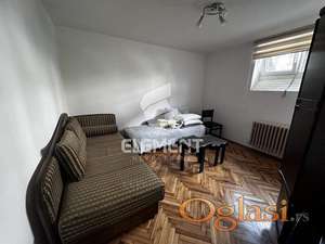 Prodaje se garsonjera u centru! ID#1157