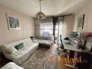 Trosoban stan u Centru