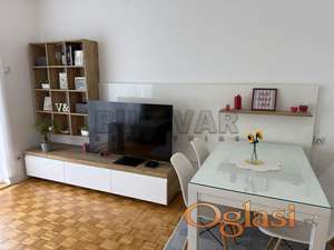 Izdaje se stan na Bulevaru Nemanjića