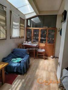 Stan sa investicionim potencijalom u centru Zemuna ID#7578