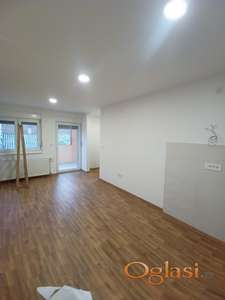 Uknjizen nov stan u Petrovaradinu