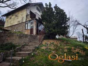 Vikendica 42m2+28m2 - Artiljevo naselje , predivan pogled na Popovicu