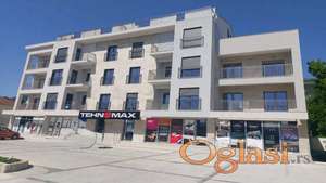 Tivat - dvoetažni stan u centru, Tehnomax