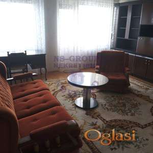 Izdaje se kompletno namešten stan površine 64m² na atraktivnoj lokaciji na keju.